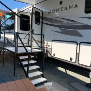 Montana fifth-wheel with metal steps